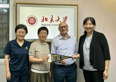 Hong Zhu visits Peking University with Jonathan Noble and Jingyu Wang