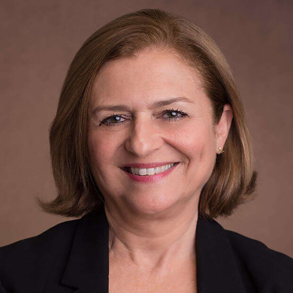 Portrait of Thais Pires
